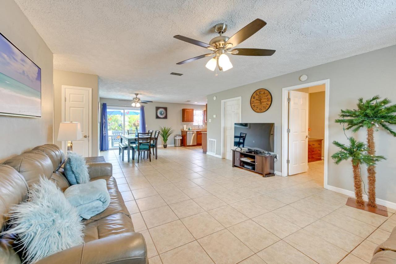 Dog-Friendly Home With Yard About 6 Miles To The Beach! Sarasota Exterior foto